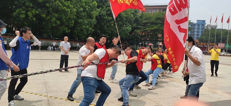 厲害了我的嘉人們！石碣鎮(zhèn)第八屆青年職工趣味運(yùn)動(dòng)會(huì)嘉友食品獲團(tuán)體“二等獎(jiǎng)”